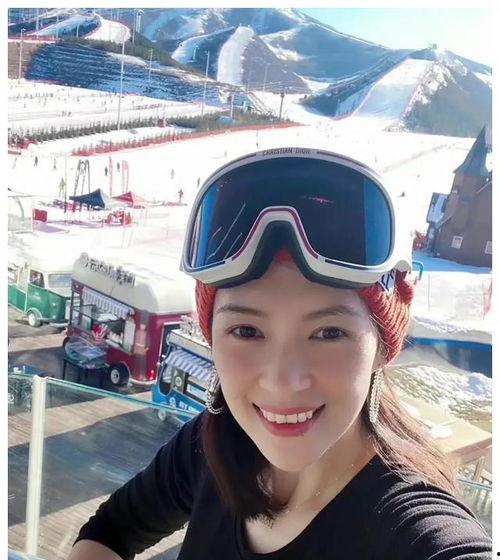 滑雪服吃瓜,揭秘冬季运动装备的时尚与实用